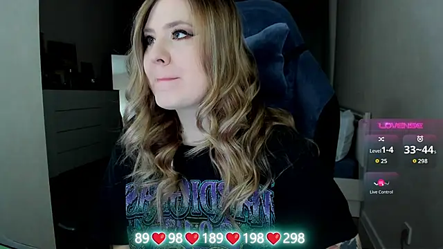 Snapshot of Olivia_Munk chatting on February 2026 04:39:01 AM Olivia Munk online show from February 2026 04:39:01 AM