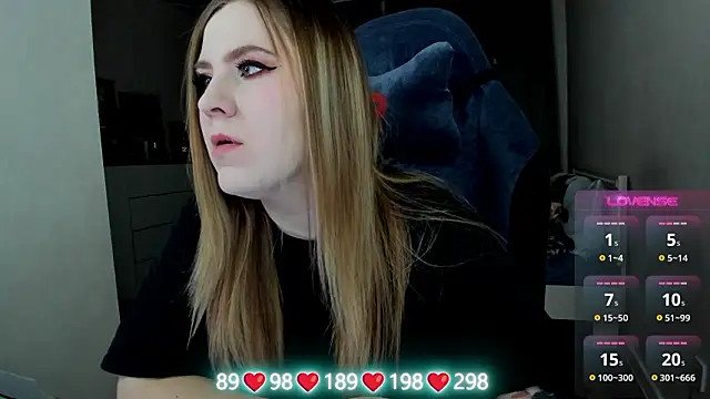 Snapshot of Olivia_Munk chatting on February 2026 04:49:02 AM Olivia Munk online show from February 2026 04:49:02 AM