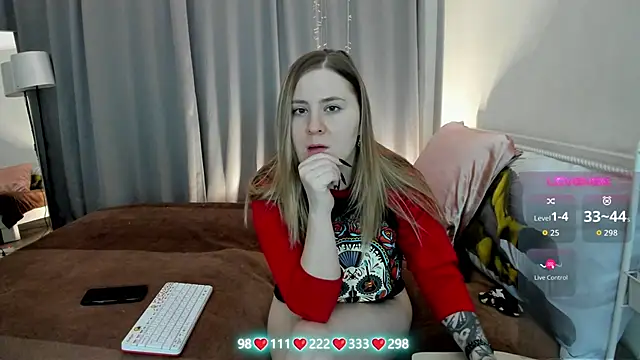 Snapshot of Olivia_Munk chatting on February 2026 04:42:02 AM Olivia Munk online show from February 2026 04:42:02 AM