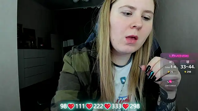 Snapshot of Olivia_Munk chatting on February 2026 06:48:02 AM Olivia Munk online show from February 2026 06:48:02 AM