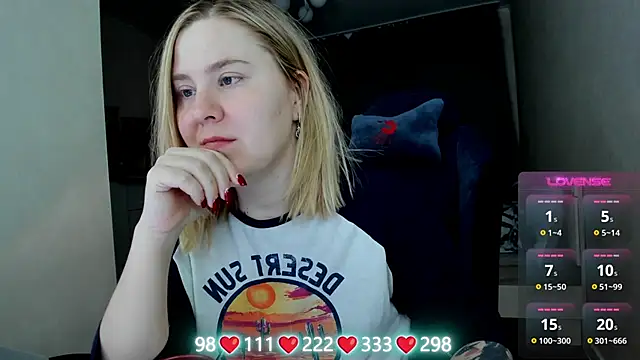 Olivia Munk online show from April 2026 04:17:01 AM