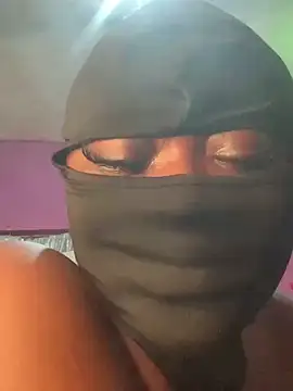 sweet1111 online show from December 2024 01:47:02 AM