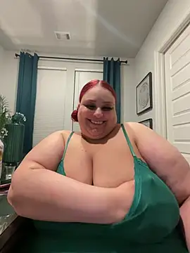 Snapshot of bbwredhead chatting on February 2026 02:19:02 AM bbwredhead online show from February 2026 02:19:02 AM