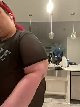 Snapshot of bbwredhead chatting on March 2026 01:29:02 AM bbwredhead online show from March 2026 01:29:02 AM