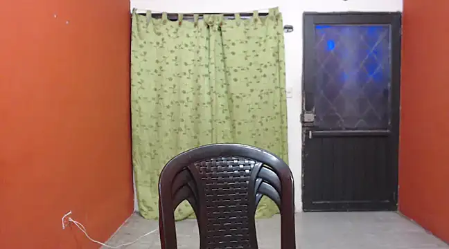 LAURA CRAIZY online show from December 2024 03:35:01 AM