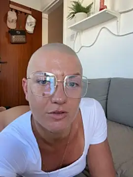 PaulinaSchubert1 online show from October 2025 01:15:02 PM