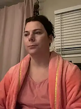 Snapshot of KevieWantsABoobJob chatting on January 2025 10:59:01 AM KevieWantsABoobJob online show from January 2025 10:59:01 AM