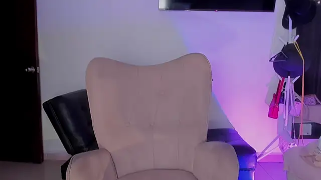 selene king2 online show from September 2025 01:13:01 PM