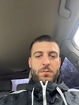 ElChapoGuzman95 online show from April 2026 05:57:02 AM