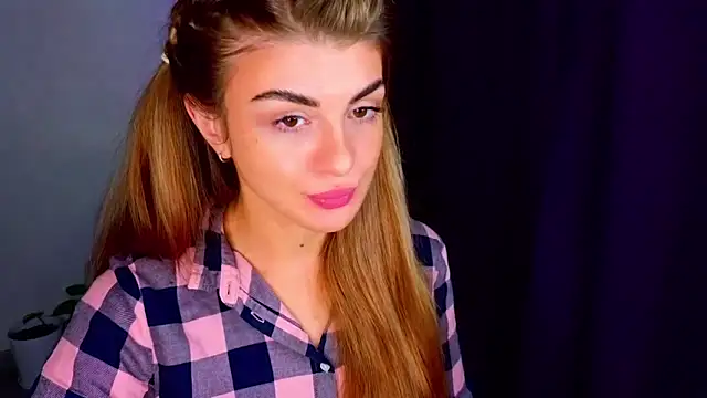  comefeelme  online show from November 2025 06:46:02 AM