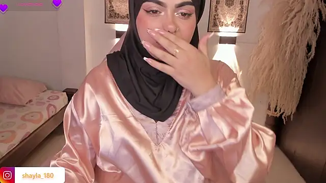 shayla 18 online show from April 2026 08:55:02 PM