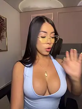 Miss blue69 online show from April 2026 01:47:02 AM