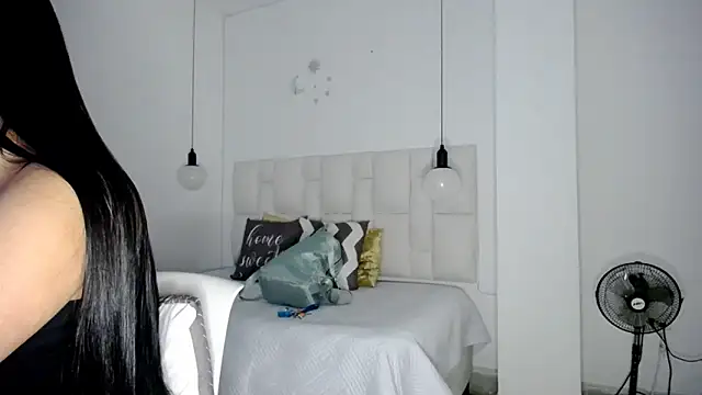 Snapshot of tiffany__pink chatting on September 2025 05:23:02 PM tiffany pink online show from September 2025 05:23:02 PM