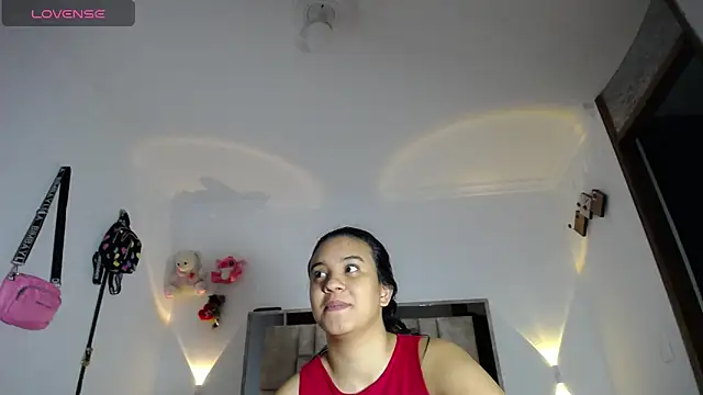 Snapshot of tiffany__pink chatting on November 2025 09:04:01 PM tiffany pink online show from November 2025 09:04:01 PM