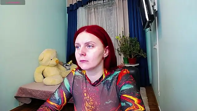 Snapshot of NikaLee chatting on December 2024 07:32:01 AM NikaLee online show from December 2024 07:32:01 AM