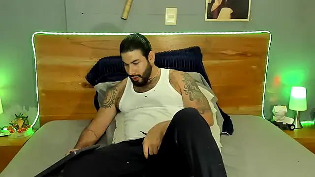 Prometeo-grizzly online show from April 2026 04:59:01 AM