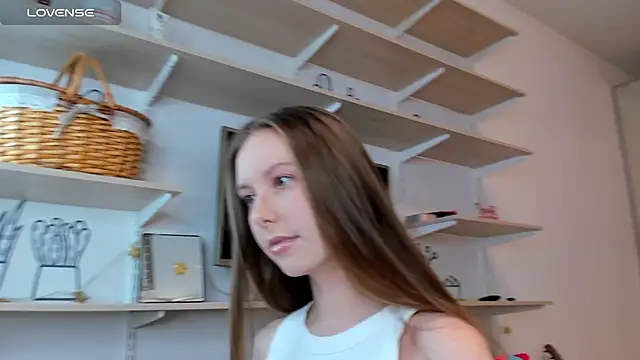 Peggy Beauty online show from March 2026 05:36:02 AM