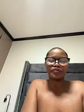 Neelo-Smith online show from May 2026 07:44:01 PM