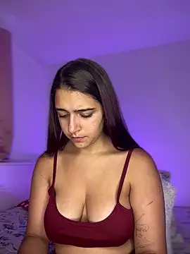 Alicia Ruiz online show from February 2025 01:11:02 PM