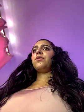 Alicia Ruiz online show from September 2025 06:10:02 PM