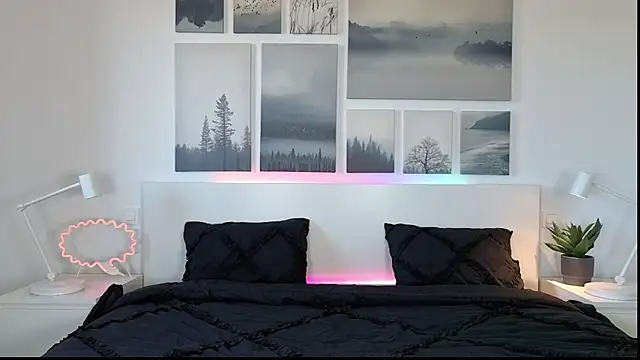 Lara-CumKitten online show from February 2025 02:10:01 PM