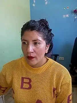 Snapshot of nammy__dirtyhott chatting on December 2024 07:25:02 PM nammy dirtyhott online show from December 2024 07:25:02 PM