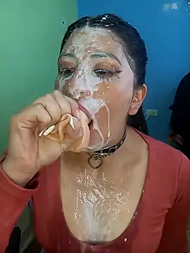 Snapshot of nammy__dirtyhott chatting on January 2025 04:55:02 PM nammy dirtyhott online show from January 2025 04:55:02 PM