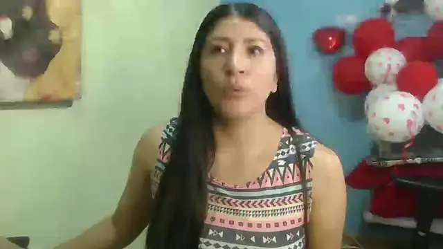 Snapshot of nammy__dirtyhott chatting on February 2025 02:16:02 PM nammy dirtyhott online show from February 2025 02:16:02 PM