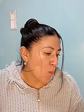 Snapshot of nammy__dirtyhott chatting on October 2025 04:29:01 PM nammy dirtyhott online show from October 2025 04:29:01 PM