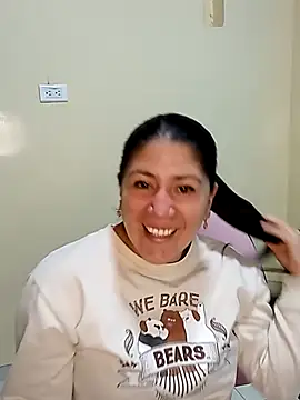 Snapshot of nammy__dirtyhott chatting on November 2025 01:32:01 PM nammy dirtyhott online show from November 2025 01:32:01 PM