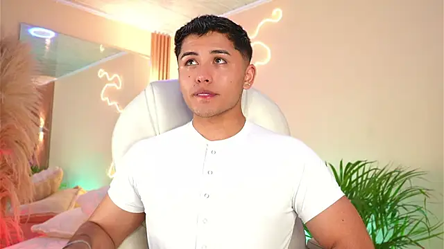 MatiasKorn online show from April 2026 04:13:02 AM