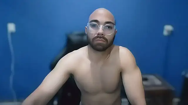 Snapshot of ElmaCannon chatting on February 2025 02:14:01 AM ElmaCannon online show from February 2025 02:14:01 AM