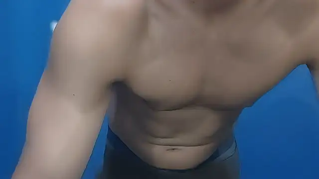 Snapshot of ElmaCannon chatting on February 2025 01:21:02 AM ElmaCannon online show from February 2025 01:21:02 AM