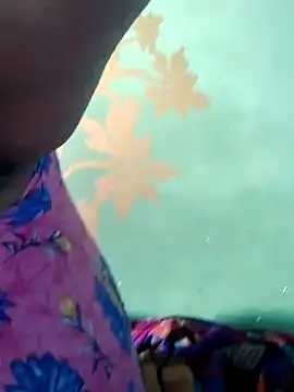 Snapshot of Seema_99 chatting on February 2025 03:27:01 AM Seema 99 online show from February 2025 03:27:01 AM