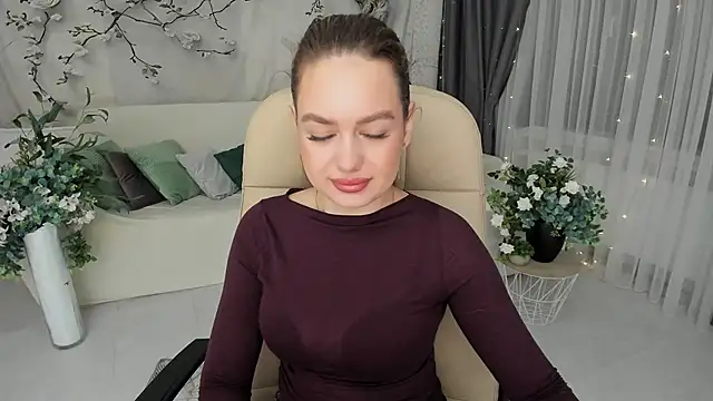 MiracleCurly online show from November 2025 04:07:01 PM