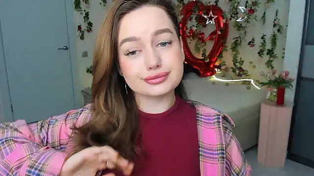 MiracleCurly online show from March 2026 07:31:01 PM