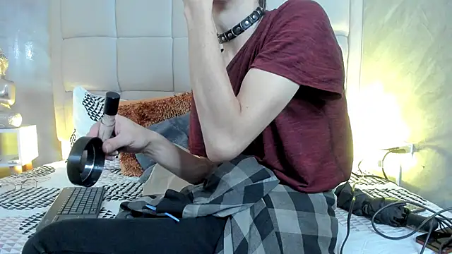 Hecatee 77 online show from February 2026 07:58:02 PM