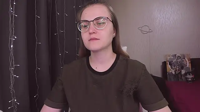 MissBrightShine online show from February 2026 10:29:02 AM