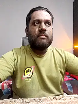 Rayansmith  online show from February 2025 09:52:02 PM