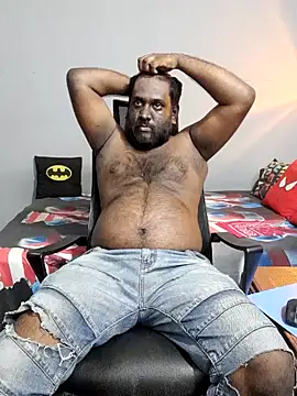 Rayansmith  online show from March 2025 01:46:01 PM