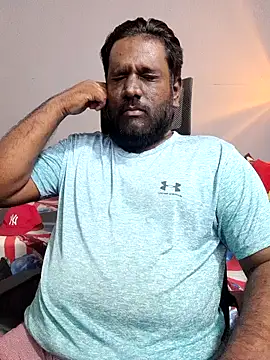 Rayansmith  online show from March 2025 01:46:02 PM