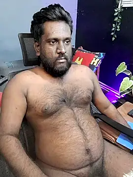 Rayansmith  online show from October 2025 01:53:02 PM