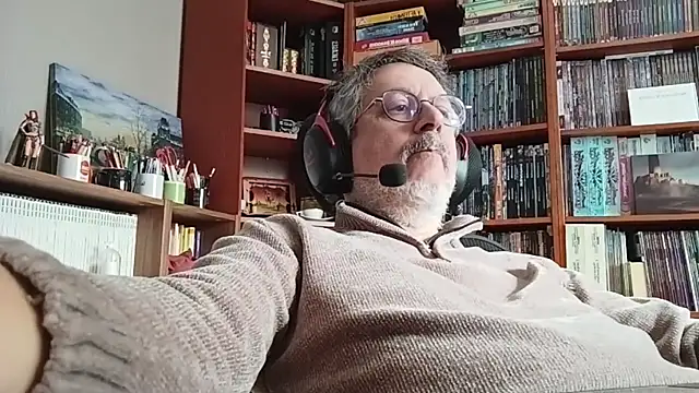 Snapshot of Mandra_is_a_whore chatting on October 2025 09:35:02 AM Mandra is a whore online show from October 2025 09:35:02 AM