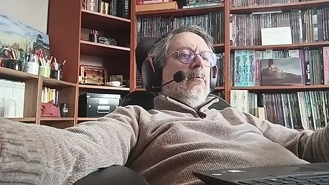 Snapshot of Mandra_is_a_whore chatting on October 2025 11:00:01 AM Mandra is a whore online show from October 2025 11:00:01 AM