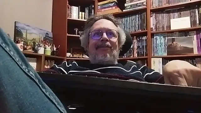 Snapshot of Mandra_is_a_whore chatting on November 2025 11:15:02 PM Mandra is a whore online show from November 2025 11:15:02 PM