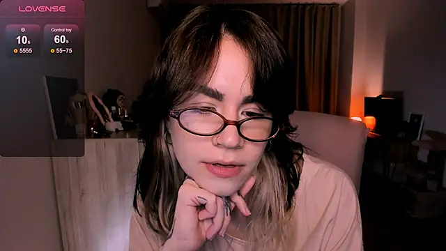 Snapshot of _selectrra chatting on March 2025 02:40:01 PM  selectrra online show from March 2025 02:40:01 PM