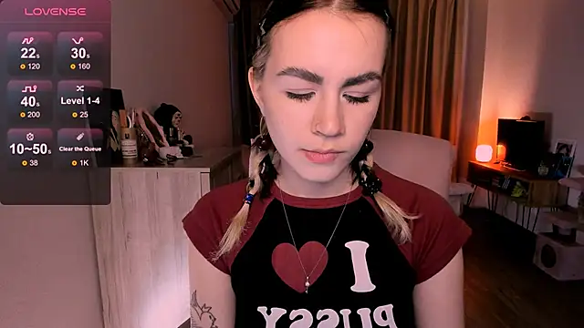 Snapshot of _selectrra chatting on March 2025 12:45:02 PM  selectrra online show from March 2025 12:45:02 PM