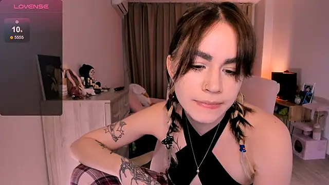 Snapshot of _selectrra chatting on March 2025 03:24:02 PM  selectrra online show from March 2025 03:24:02 PM