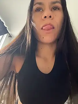 Snapshot of dominantandsubmissiveshow chatting on November 2025 09:14:01 PM dominantandsubmissiveshow online show from November 2025 09:14:01 PM