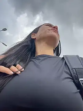 Snapshot of dominantandsubmissiveshow chatting on December 2025 06:27:01 PM dominantandsubmissiveshow online show from December 2025 06:27:01 PM